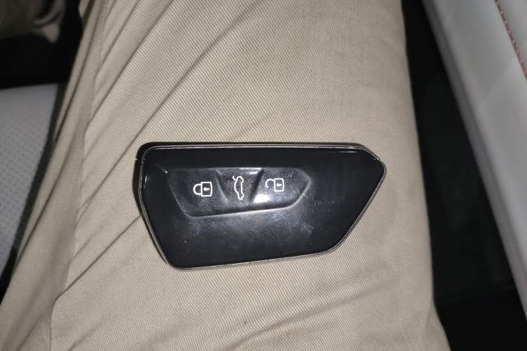 Used Volkswagen Teramont X 2024 380TSI Four-Wheel Drive Longxiang Edition
