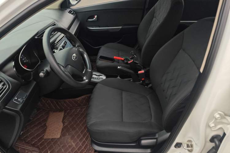 Used Kia K2 2015 Sedan 1.4L Automatic GLS
