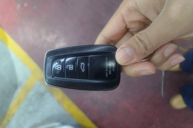 Used Toyota Camry 2019 Revised Version 2.0G Luxury Edition