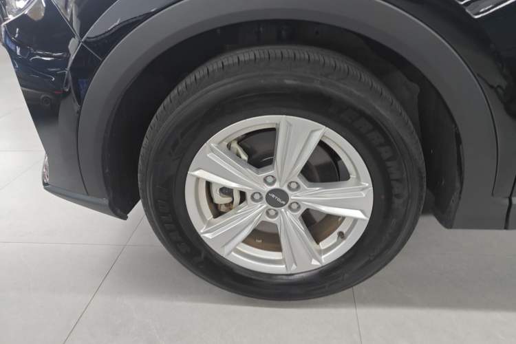 Used JETOUR X70 2025 1.5T Manual Overdrive Version 5 Seats
