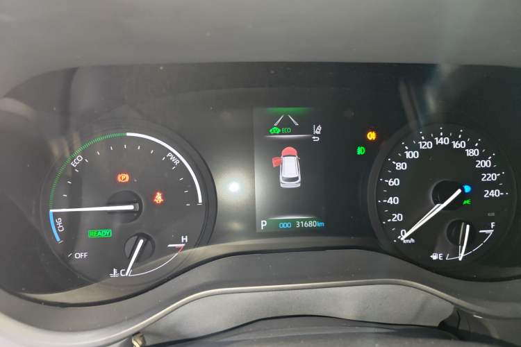 Used Toyota Granvia 2024 2.5L Hybrid Comfort Edition
