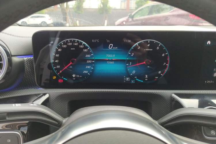 Used Mercedes-Benz A-Class 2021 A 200 L Sport Sedan Fashion Model
