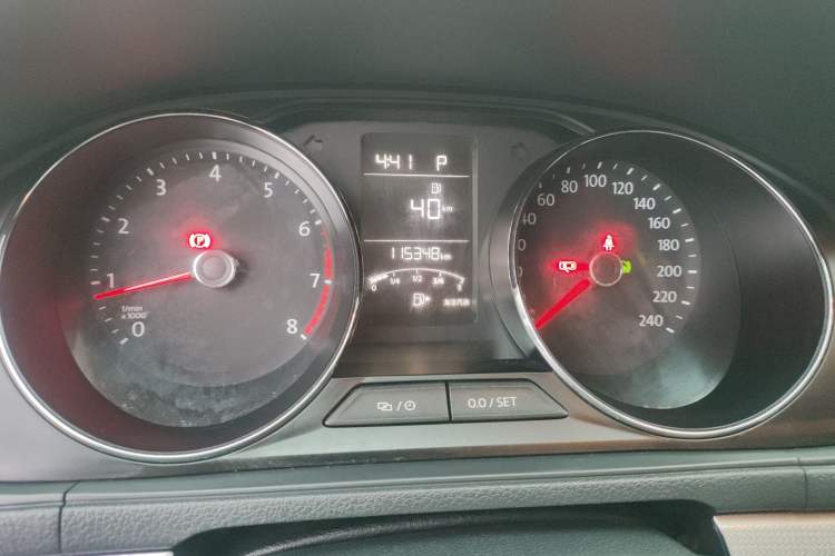 Used Volkswagen Gran Lavida 2015 1.6L Automatic Comfort Edition