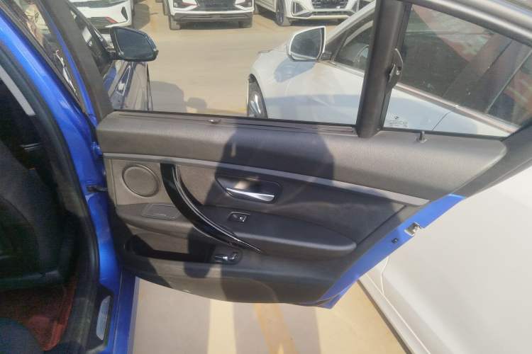 Used BMW 3 Series 2018 320Li Leading Model M Sport Package
