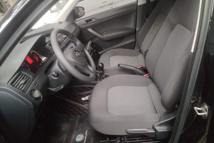 Used Volkswagen Santana 2016 1.4L Manual Fashion Edition
