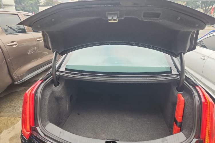 Used Cadillac XTS 2014 28T Comfort Version