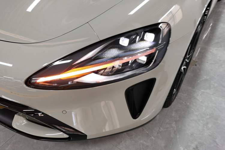 Used  SU7 2024 Rear-Drive Ultra-Long Range Advanced Pro-Level Intelligent Driving Version
