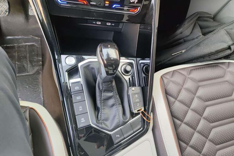 Used Volkswagen Tayron 2023 330TSI Two-Wheel-Drive Luxury Plus Advanced Version