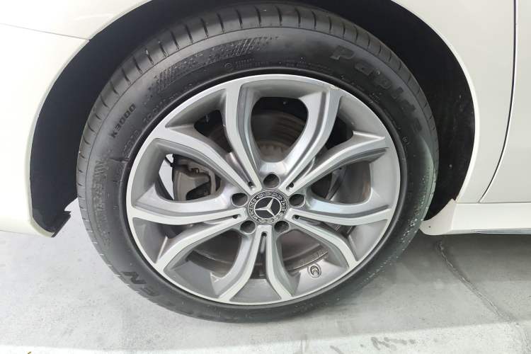 Used Mercedes-Benz E-Class 2020 E 300 L Sporty and Stylish Model
