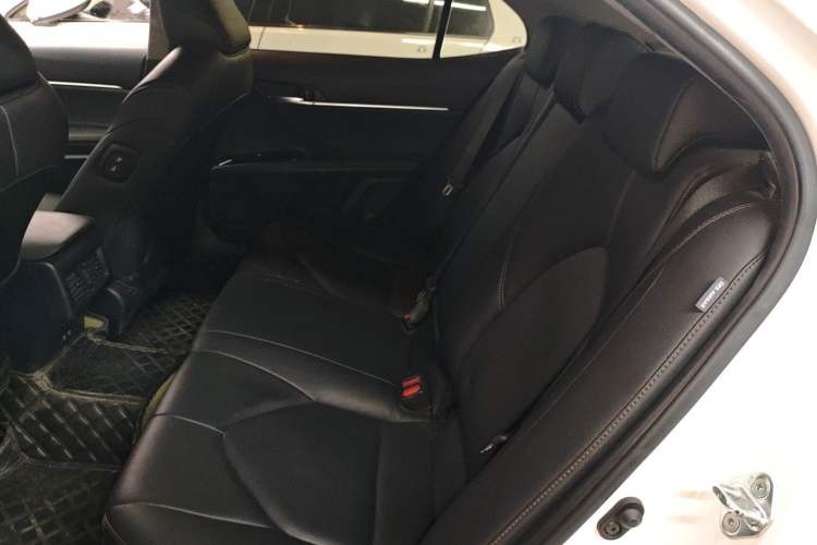 Used Toyota Camry 2019 2.0G Luxury Edition China VI Standard
