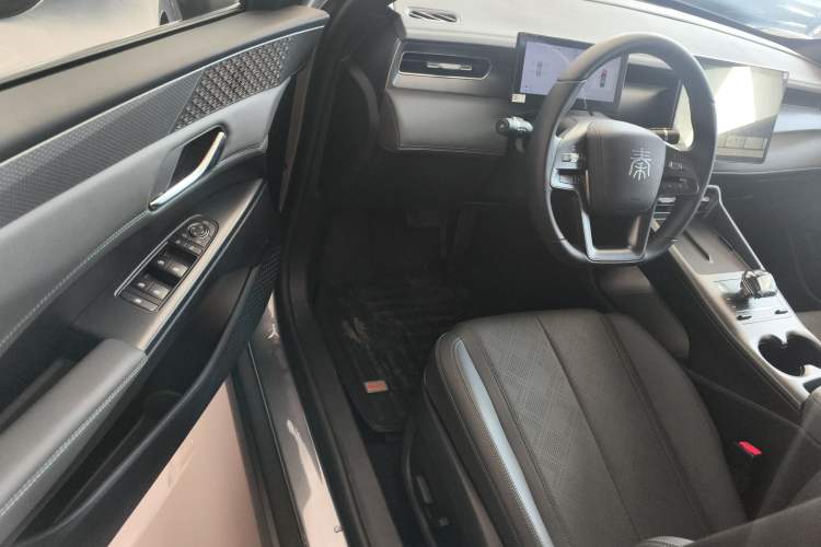 Used BYD Qin PLUS 2025 DM-i Smart Drive 120KM Superior Model