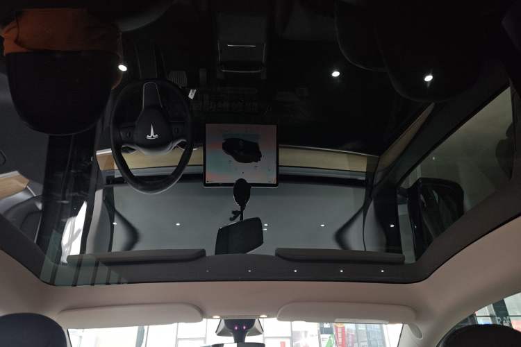 Used Tesla Model Y 2022 Rear-Wheel-Drive Version