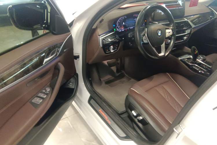 Used BMW 5 Series 2021 Updated Version 525Li Luxury Package
