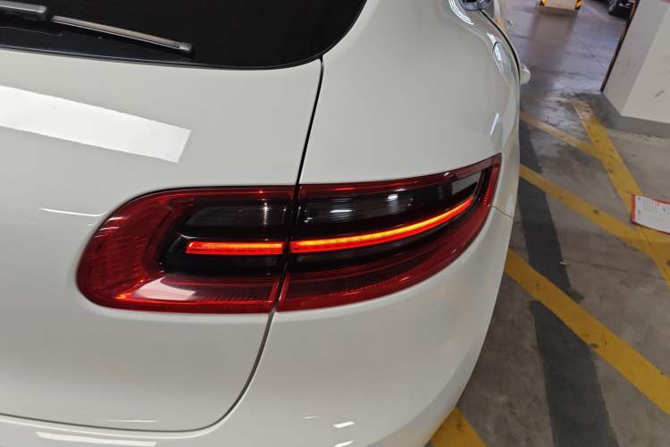 Used Porsche Macan 2017 Macan 2.0T
