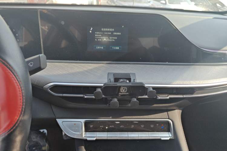 Used Changan Eado 2023 Changan Edition PLUS Blue Whale NE 1.4T GDI DCT Prestige Version
