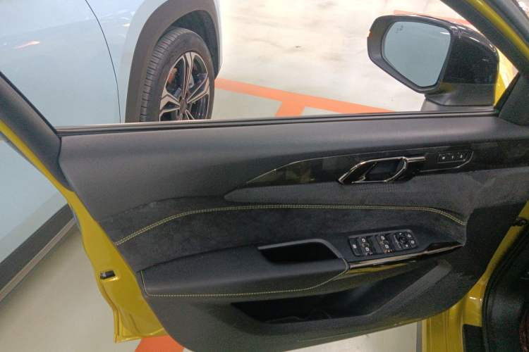 Used Lynk & Co 03 2022 03+ 2.0TD Automatic Wind-Chasing Edition
