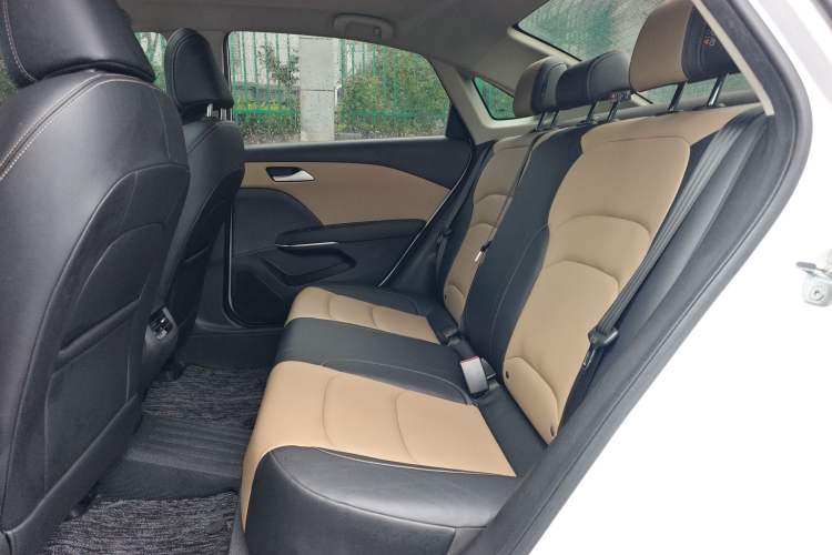 Used Chevrolet Monza 2022 320 Automatic Enjoyment Sunroof Version
