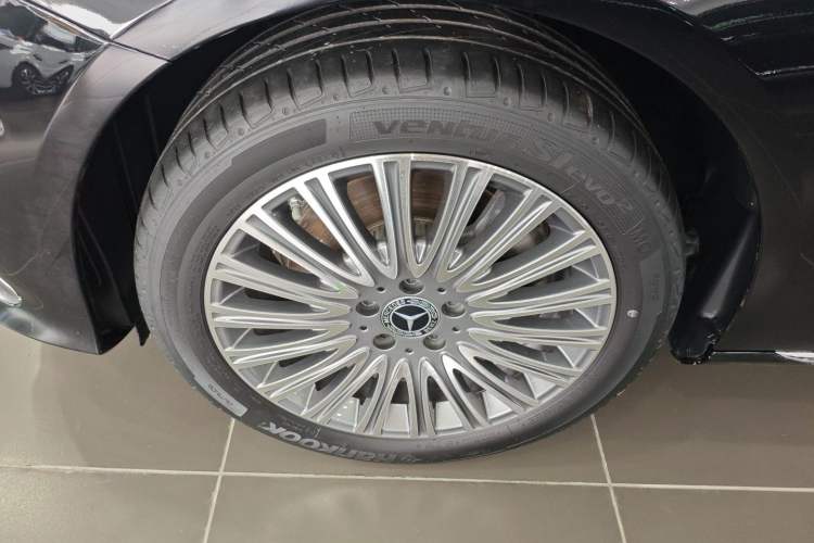 Used Mercedes-Benz E-Class 2022 Revised Version E 300 L Luxury Edition
