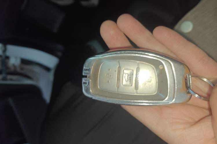 Used Hyundai Tucson 2019 280TGDi Dual-Clutch Two-Wheel Drive Smart Connect Version China VI
