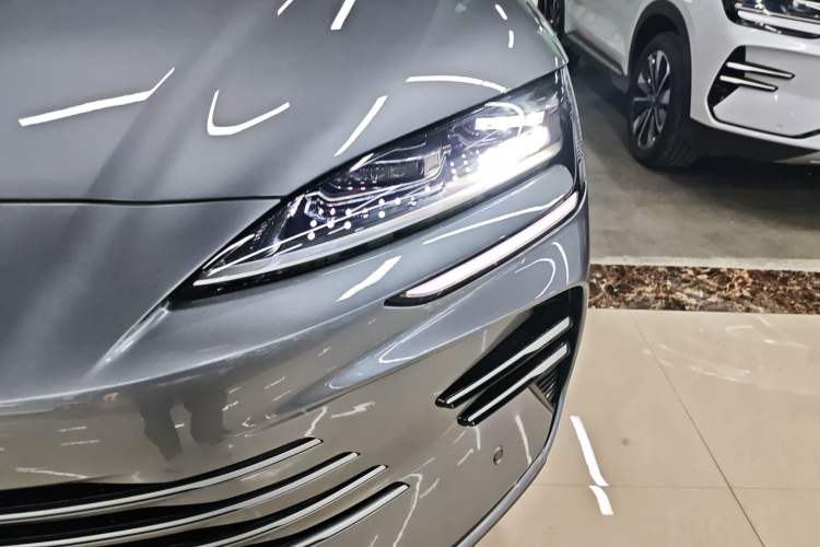 Used BYD Song PLUS New Energy 2025 DM-i 160KM Flagship PLUS
