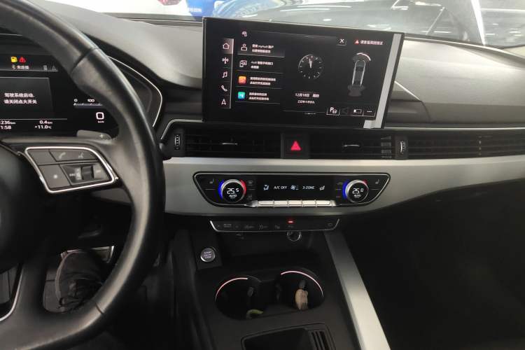 Used Audi A4L 2022 40 TFSI Luxury Dynamic Model
