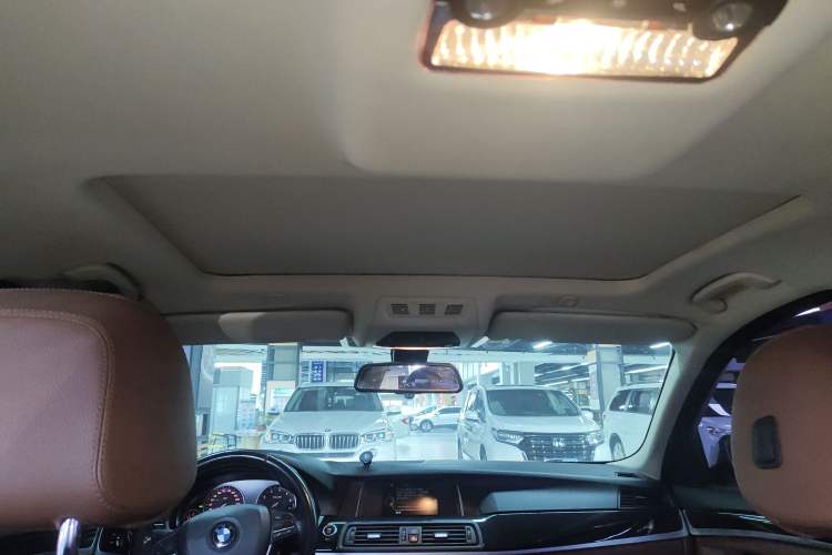 Used BMW 5 Series 2017 520Li Elegant Edition
