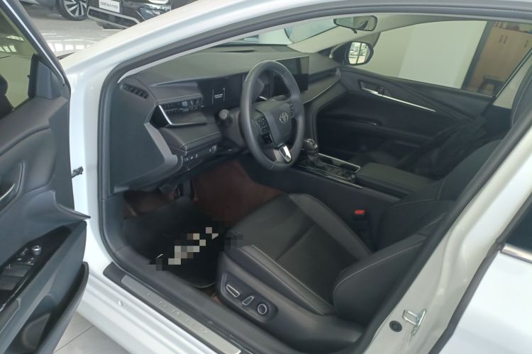 Used Toyota Camry 2024 2.0G Prestige Edition
