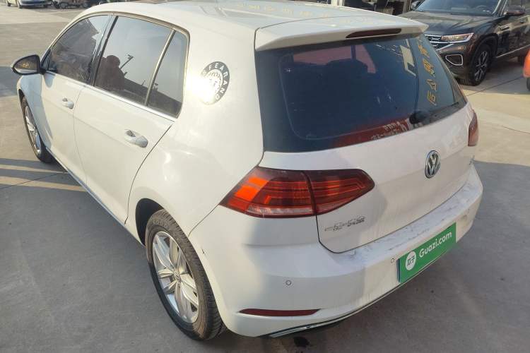 Used Volkswagen Golf 2018 1.6L Automatic Comfort Model
