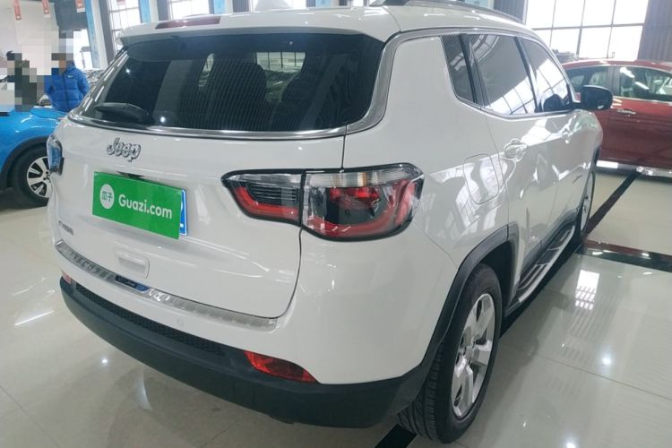 Used  Compass 2017 200T Automatic Family Edition
