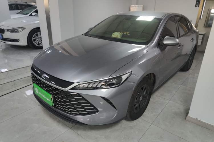 Used BYD Qin PLUS 2025 DM-i Smart Drive 55KM Leading Model
