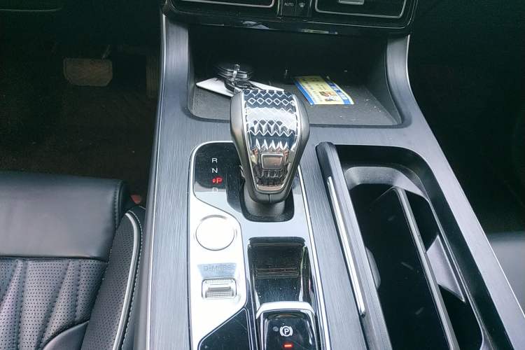 Used GAC Trumpchi GS8 2022 Linghang Series 2.0 TGDI Two-Wheel-Drive Luxury Smart Connectivity Version (7 Seats)