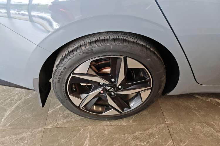 Used Hyundai Elantra 2021 1.5L CVT GLX Elite Edition
