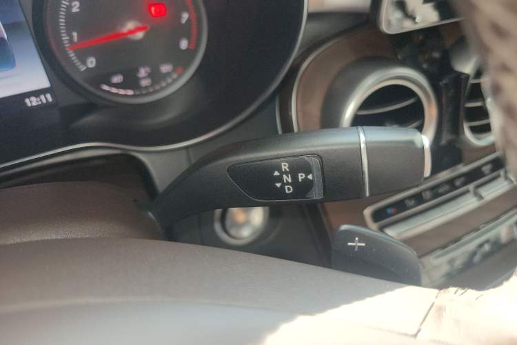 Used Mercedes-Benz GLC 2019 Refreshed GLC 300 L 4MATIC Dynamic Edition
