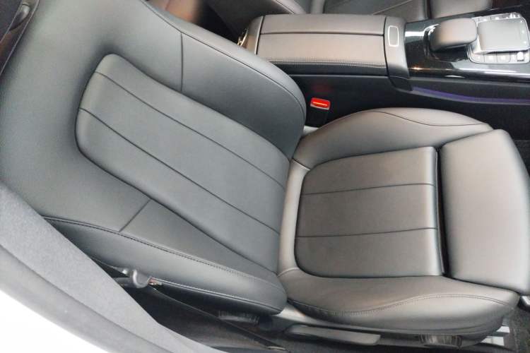 Used Mercedes-Benz A-Class 2022 Restyled A 200 L Sport Sedan Fashion Version
