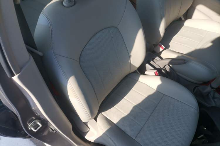 Used Nissan Sunny 2015 1.5XE Manual Comfort Edition
