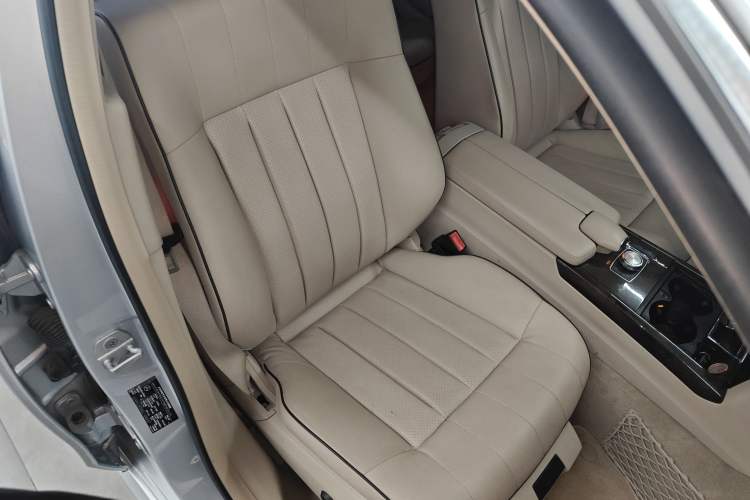 Used Mercedes-Benz E-Class 2015 E 200 L
