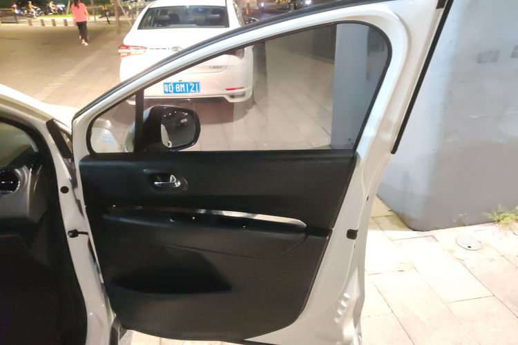 Used Peugeot 3008 2016 2.0L Automatic Classic Edition
