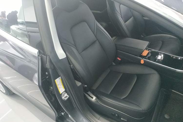 Used Tesla Model 3 2019 Standard Range Rear-Drive Upgraded Version
