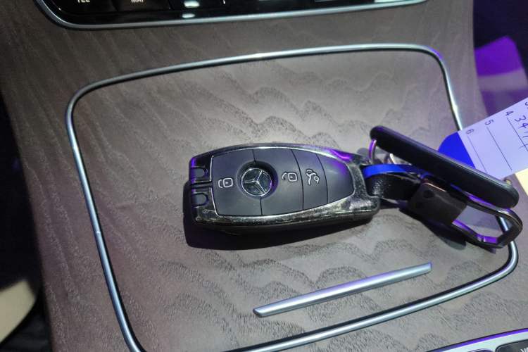 Used Mercedes-Benz E-Class 2023 E 260 L