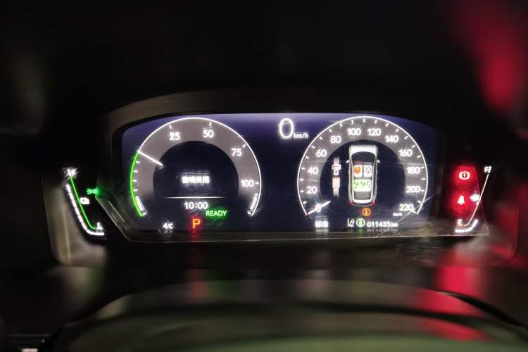 Used Honda CR-V 2023 2.0L eHEV Two-Wheel Drive Smart Edition
