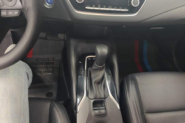 Used Toyota Levin 2023 Smart Electric Hybrid Dual-Engine 1.8L Leading Edition
