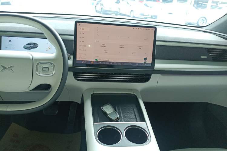 Used XPeng G6 2023 580 Long-Range Pro
