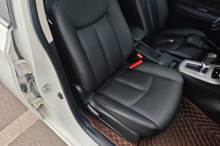 Used Nissan Sylphy 2014 1.6XV CVT Deluxe Edition