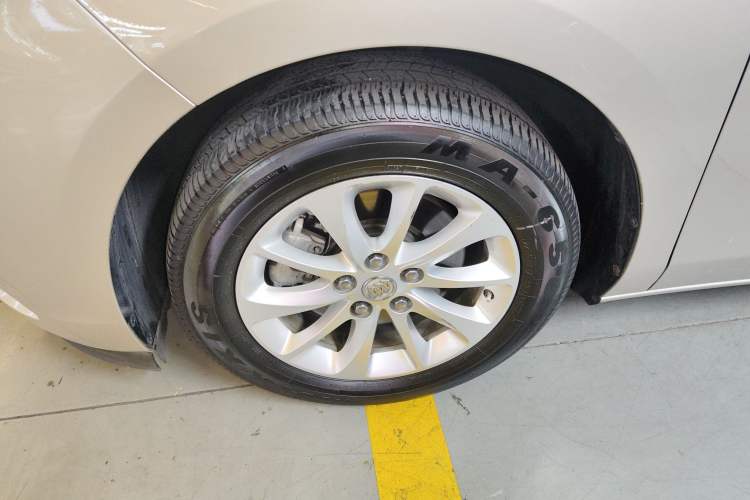 Used Buick GL8 2017 ES 28T Premium Version China V Standard
