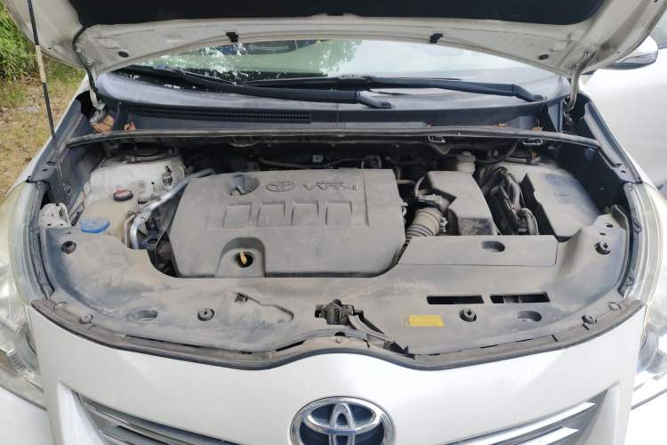 Used Toyota Verso 2015 180E CVT Crossover Edition
