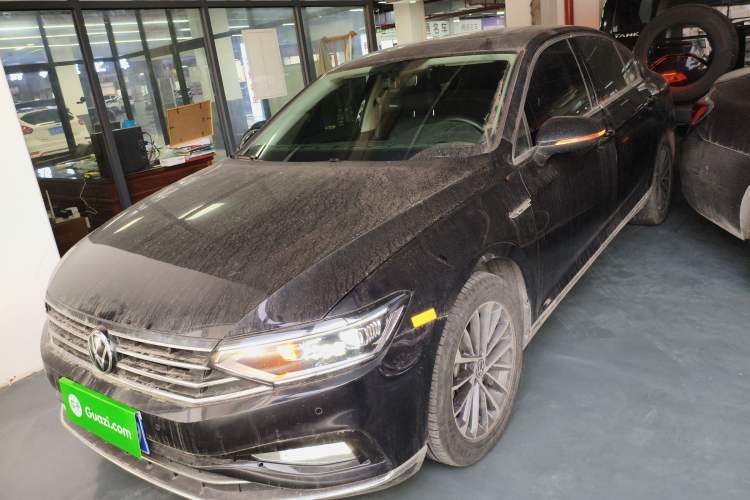 Used Volkswagen Magotan 2020 330TSI DSG Luxury Edition
