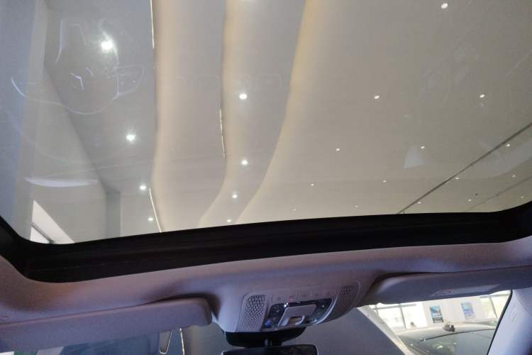 Used Mercedes-Benz GLE 2022 GLE 350 4MATIC Stylish Model
