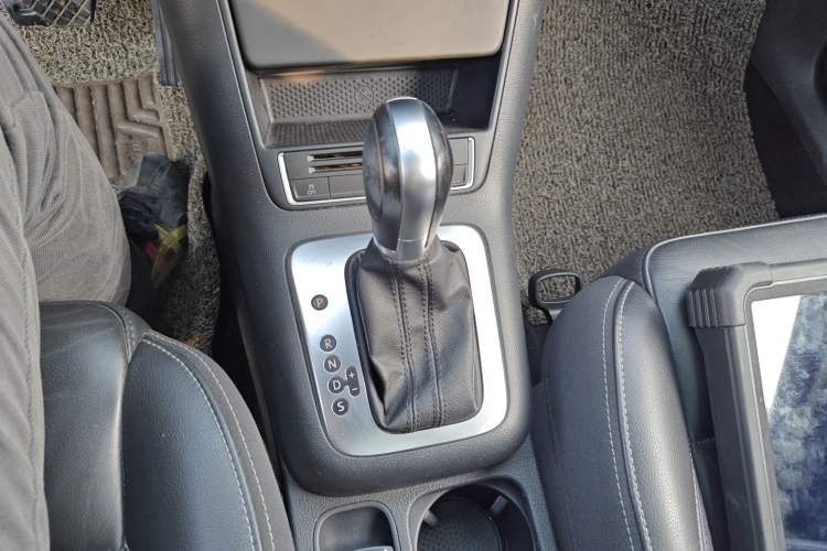 Used Volkswagen Tiguan 2017 300TSI Automatic Two-Wheel Drive Silk Road Comfort Edition
