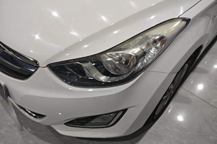 Used Hyundai Elantra 2015 1.6L Automatic Fashion Model
