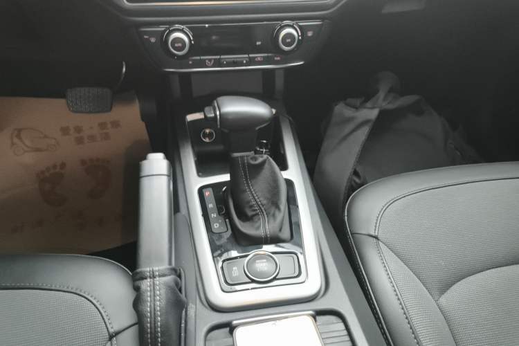 Used Qoros 3 2016 Urban SUV 1.6T Automatic Zhiyue Model
